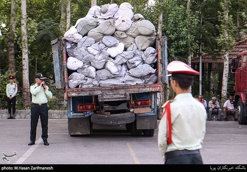 خروج ۲ میلیارد دلار ارز از کشور برای قاچاق پوشاک خارجی